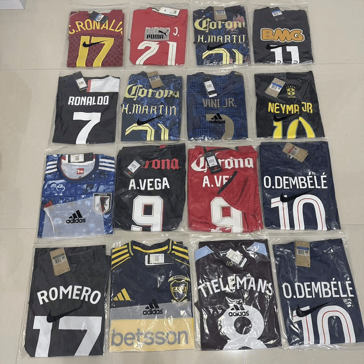 Football jersey collectible boxes: 1 piece, 2 pieces, 3 pieces, 4 pieces, 5 pieces 14