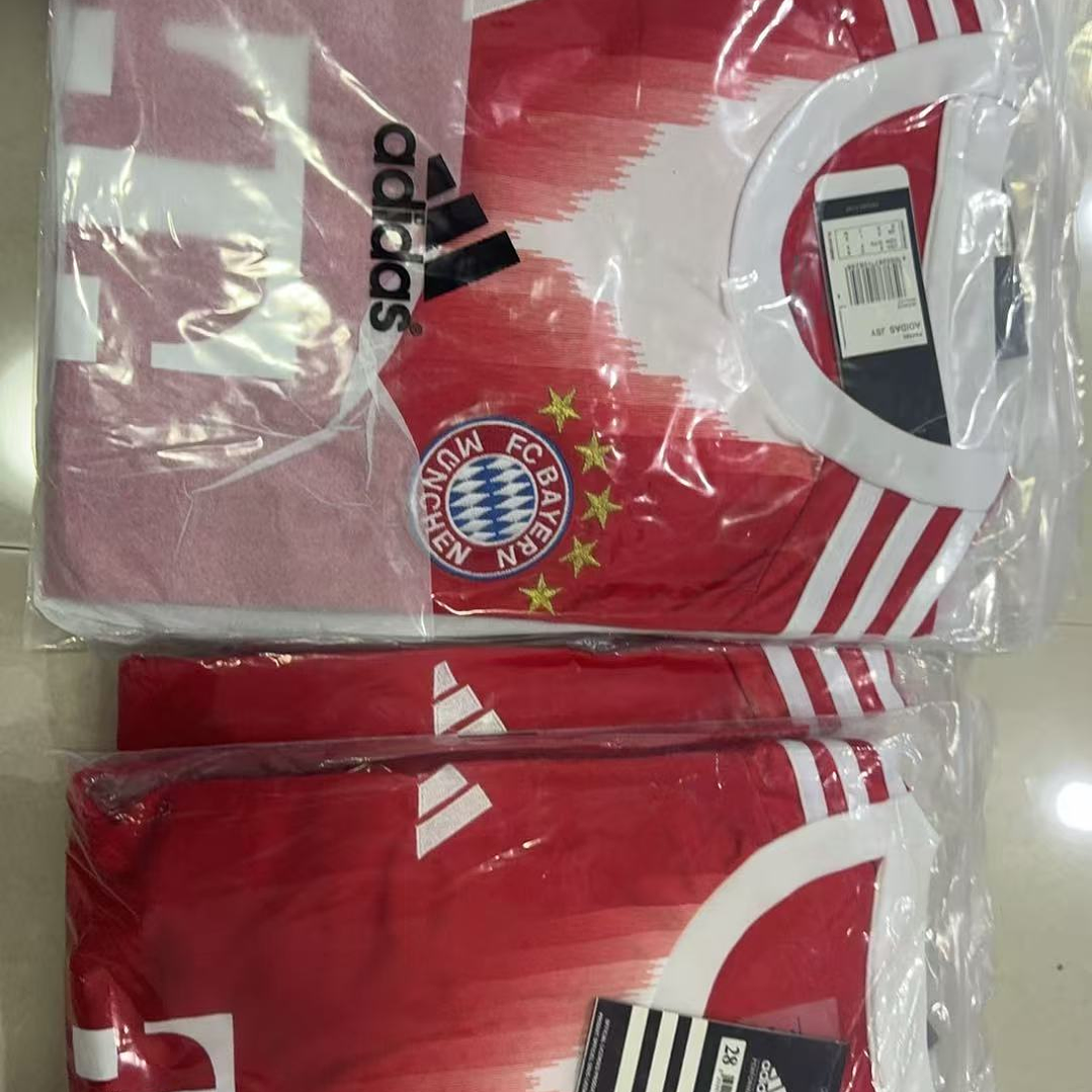 Football jersey collectible boxes: 1 piece, 2 pieces, 3 pieces, 4 pieces, 5 pieces 17