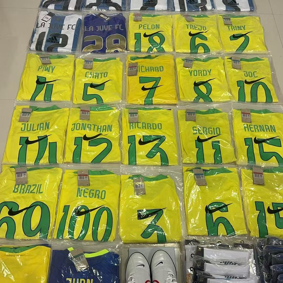 Football jersey collectible boxes: 1 piece, 2 pieces, 3 pieces, 4 pieces, 5 pieces 19