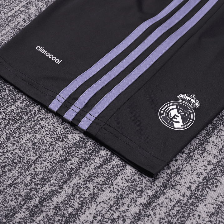 Retro Kids: 16-17 Real Madrid Third Stadium 14