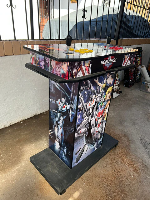 Pedestal Robotech 64Gb 10.500 Juegos + 150 PS1 en 30 emuladores