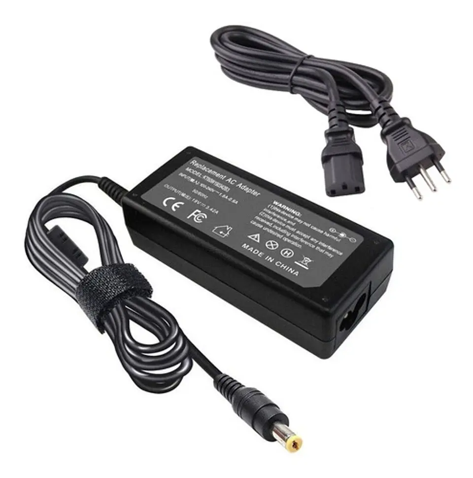 * Cargador de Notebook Acer 19v 3.42a 65w / 5.5x1.7mm 1