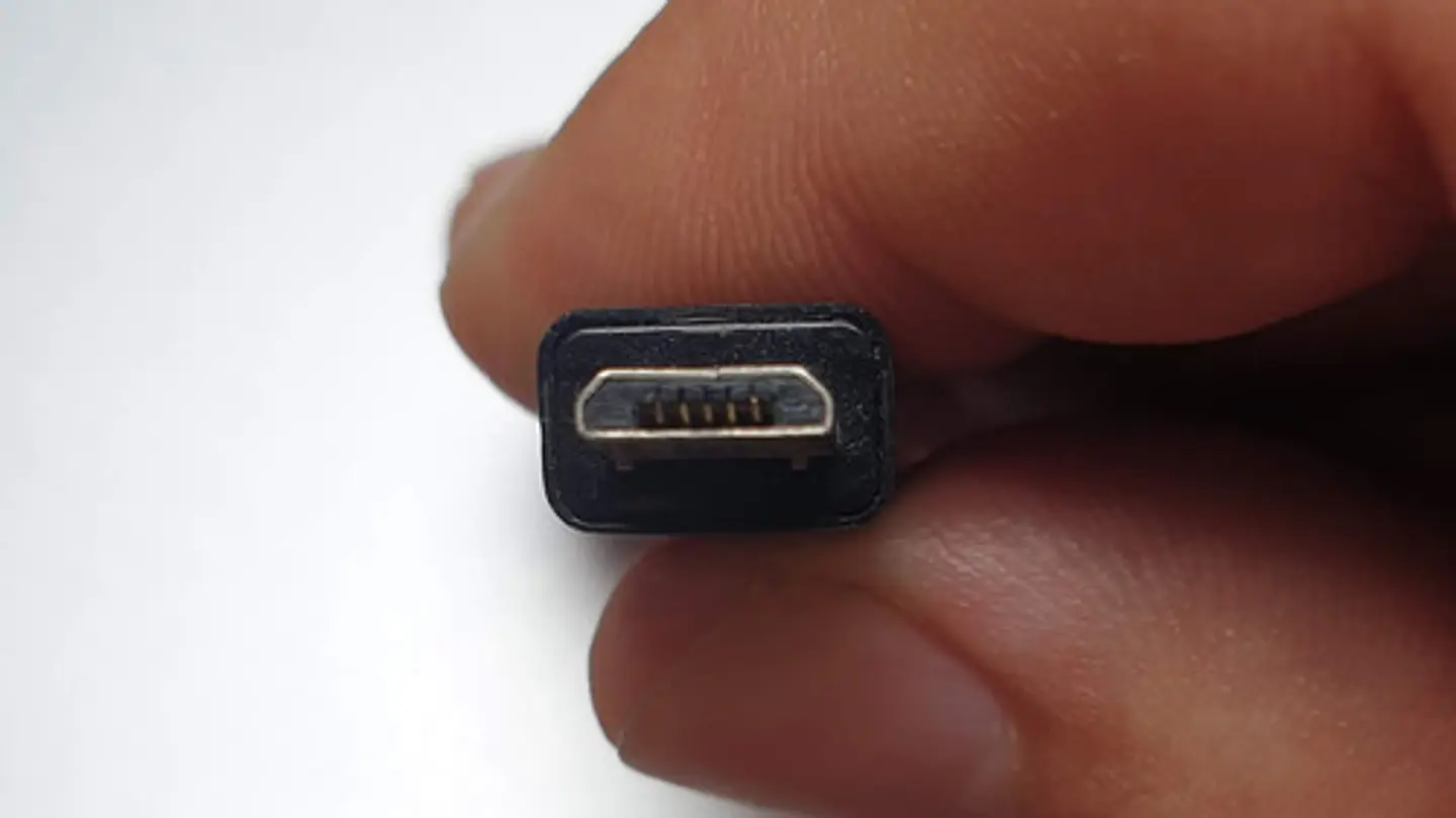 * Cargador 5v 3a Raspberry Pi 3b+ Microusb V8  3
