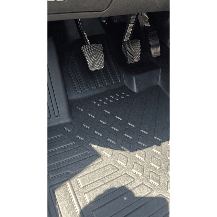 Pisos Calce Perfecto para JAC JS4 8