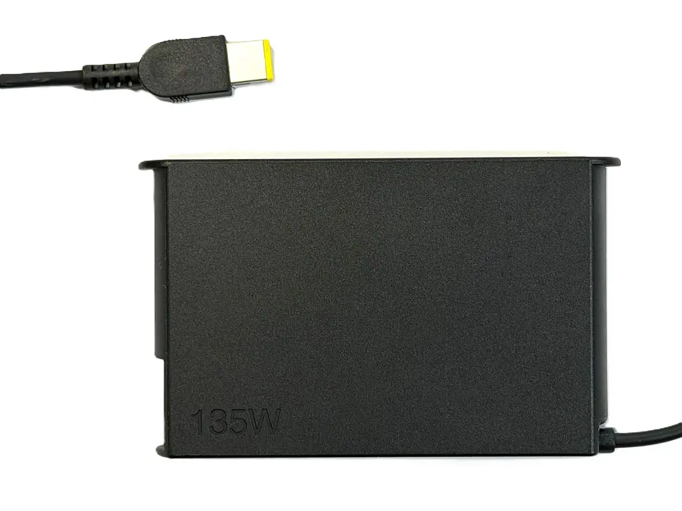 Cargador Lenovo Original 135w Pin Cuadrado / Modelo 2026 2