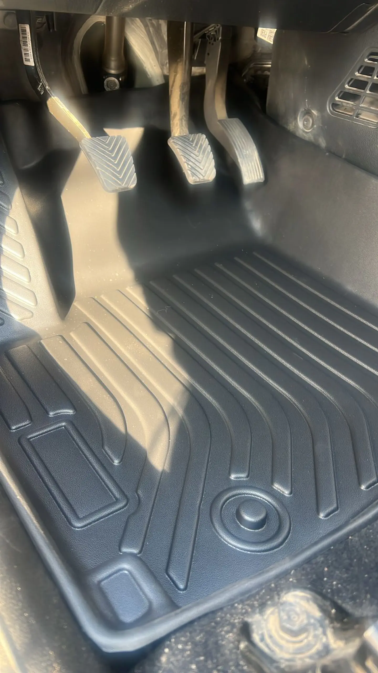 Pisos Calce Perfecto + Maletero 3D Kia Sonet 2021-2026 4
