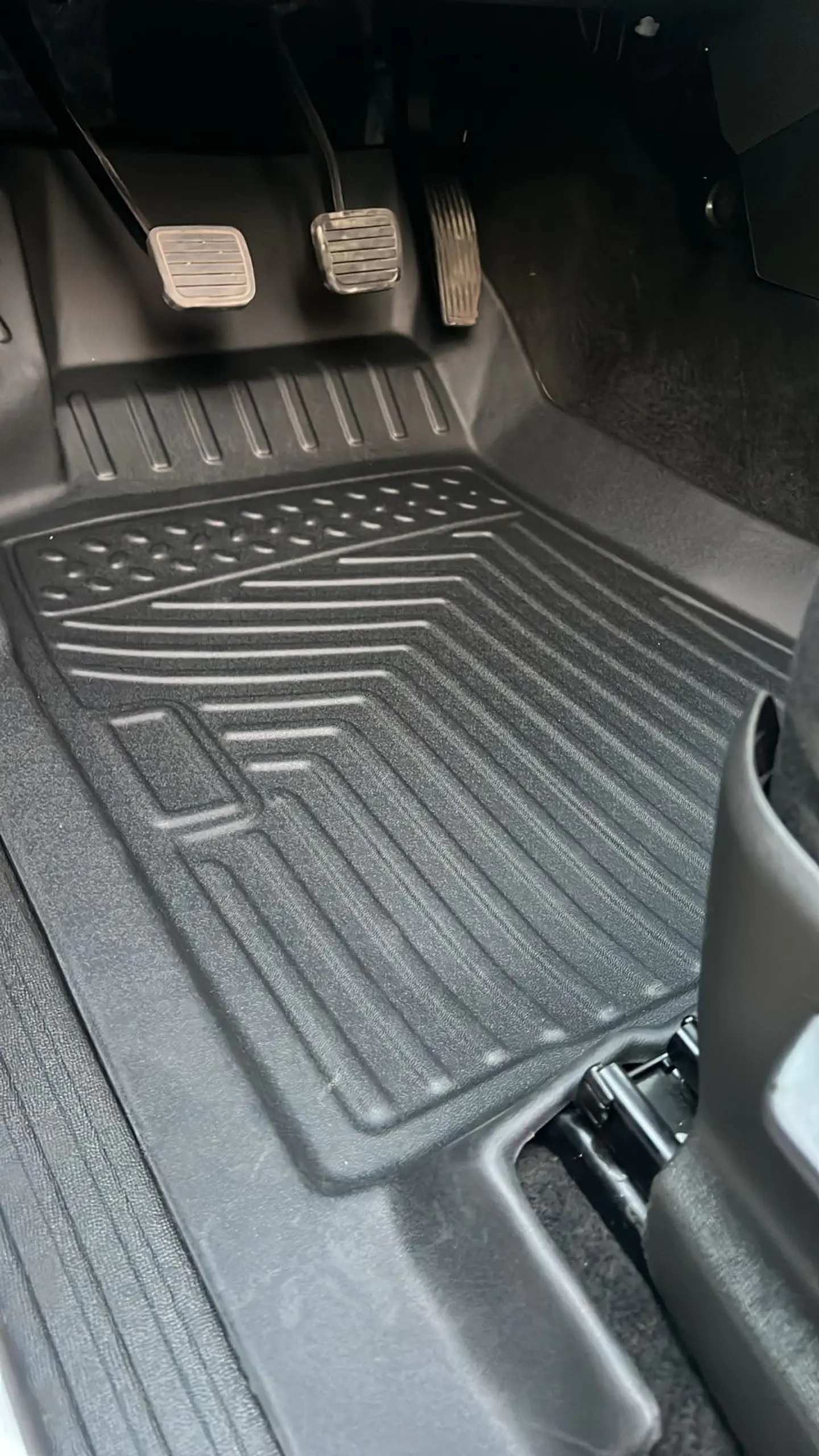 Pisos Calce Perfecto 3D para Chevrolet Colorado 2015-2026 KAD 2