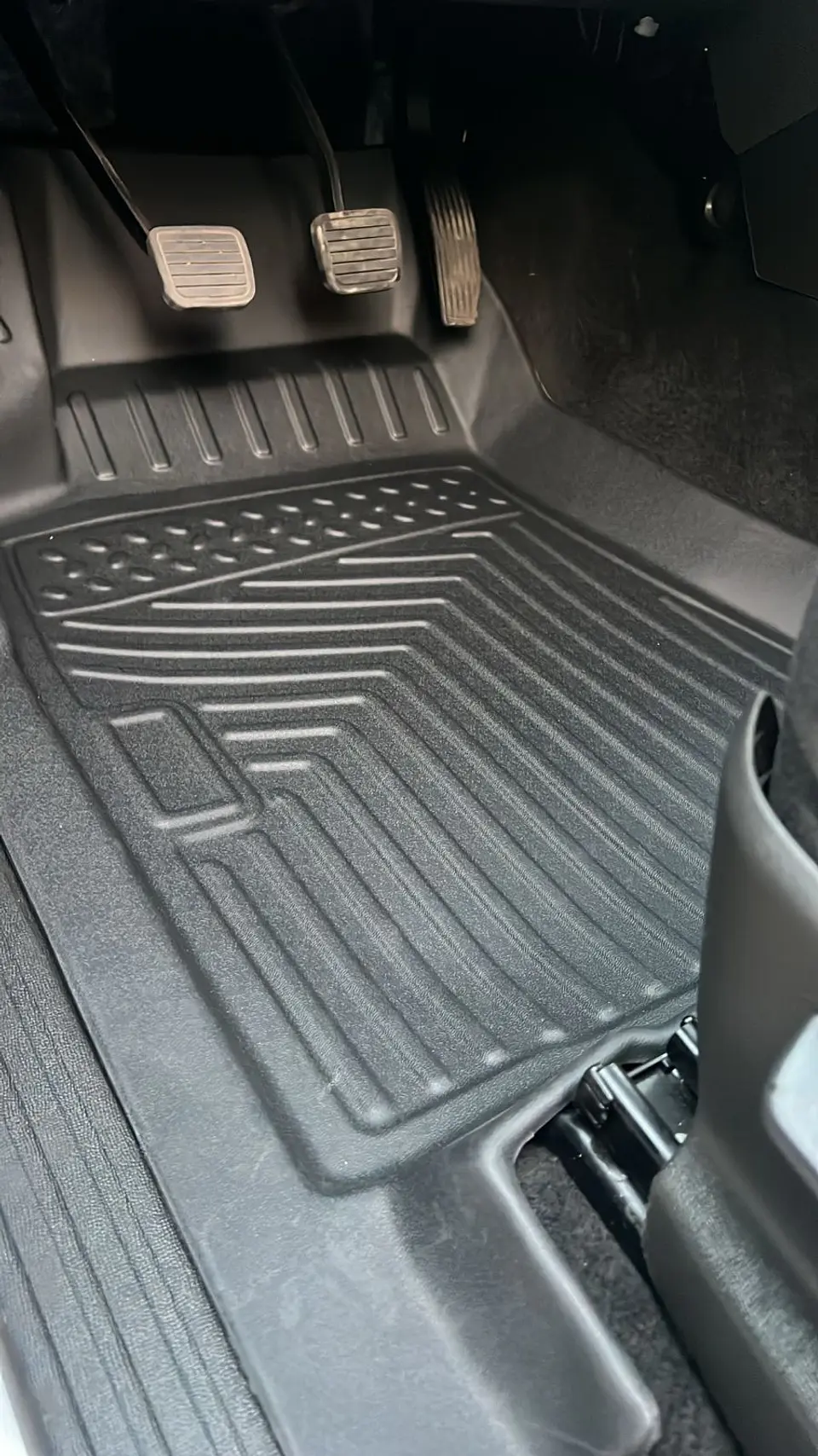 Pisos Calce Perfecto 3D para Chevrolet Colorado 2015-2026 KAD 2