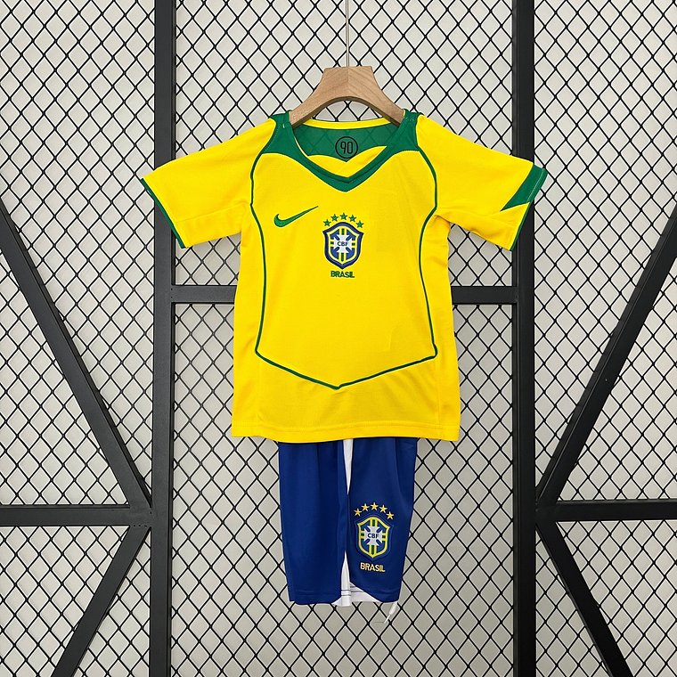 BRASIL I 2004 CONJUNTO INFANTIL (RETRO) 1