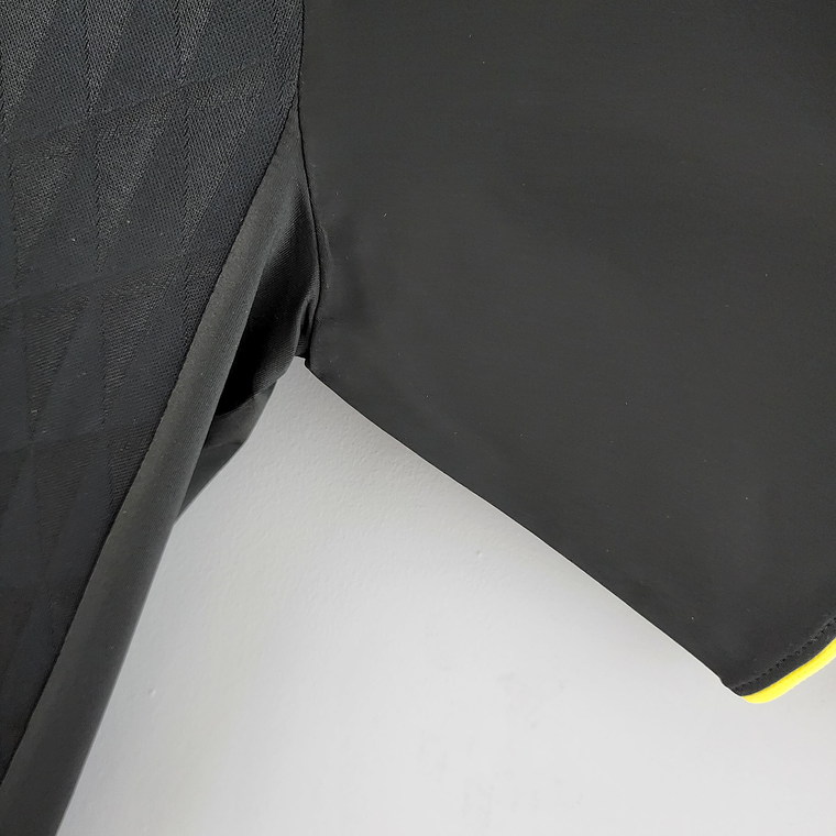 LIVERPOOL II 2010 HOMBRE (RETRO) 7