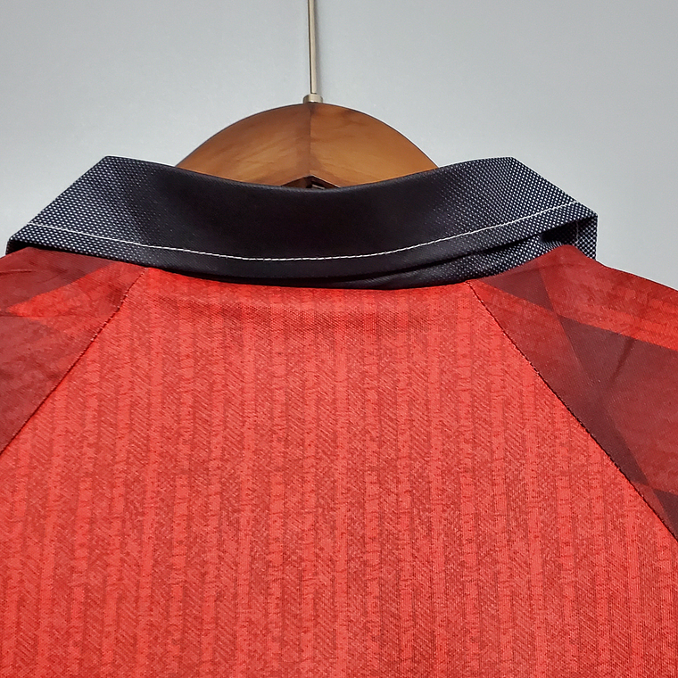 MANCHESTER UNITED I 1996 HOMBRE (RETRO) 8