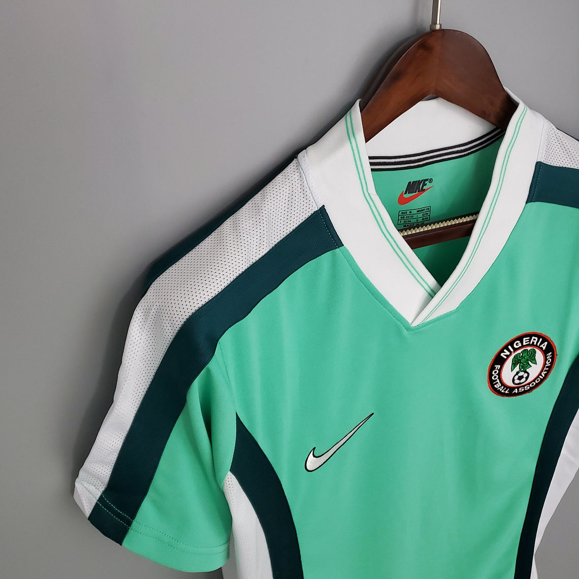 NIGERIA I 1998 HOMBRE (RETRO) 2