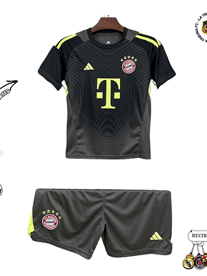 BAYERN MUNICH III PORTERO 25/26 CONJUNTO INFANTIL