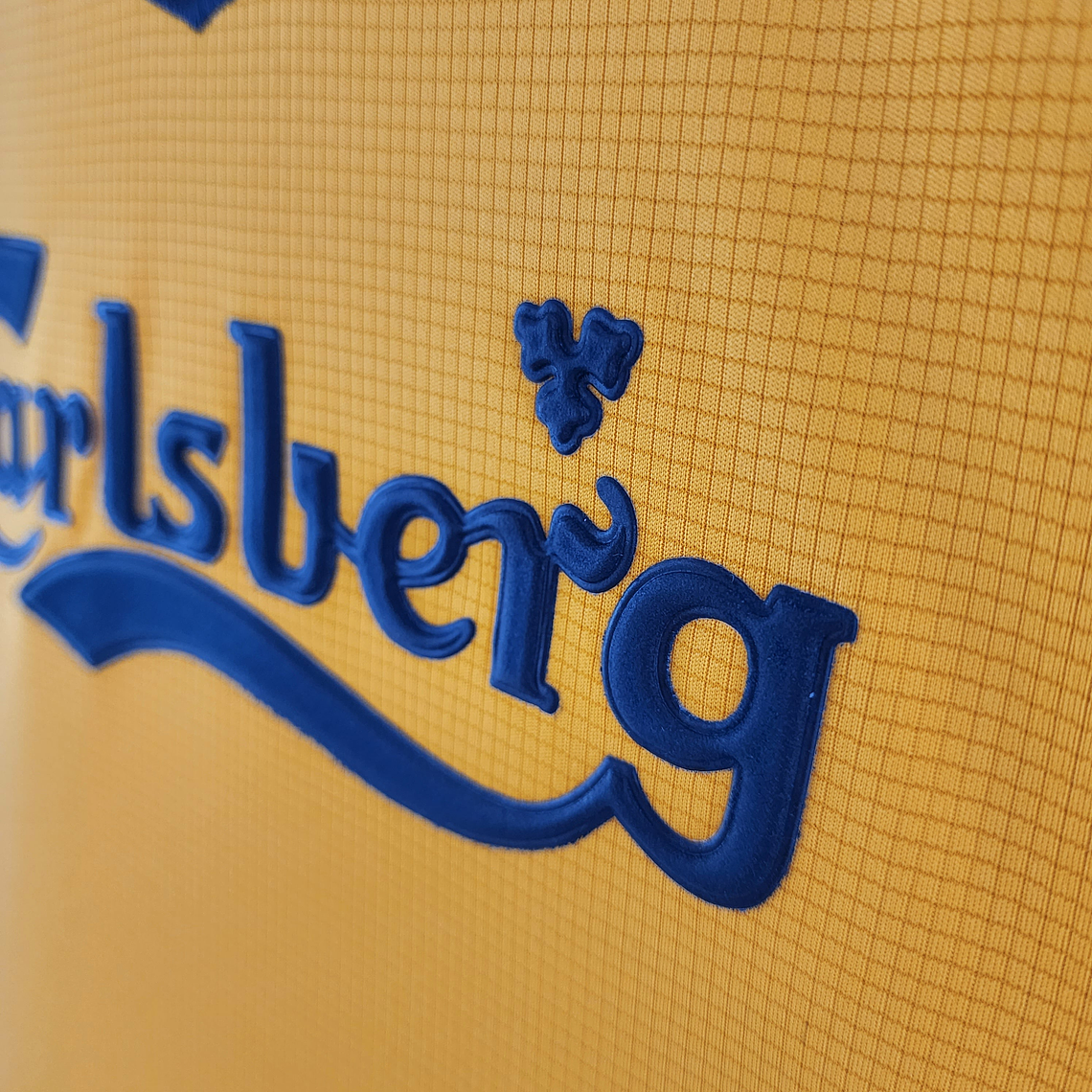 LIVERPOOL II 00/01 HOMBRE (RETRO) 3