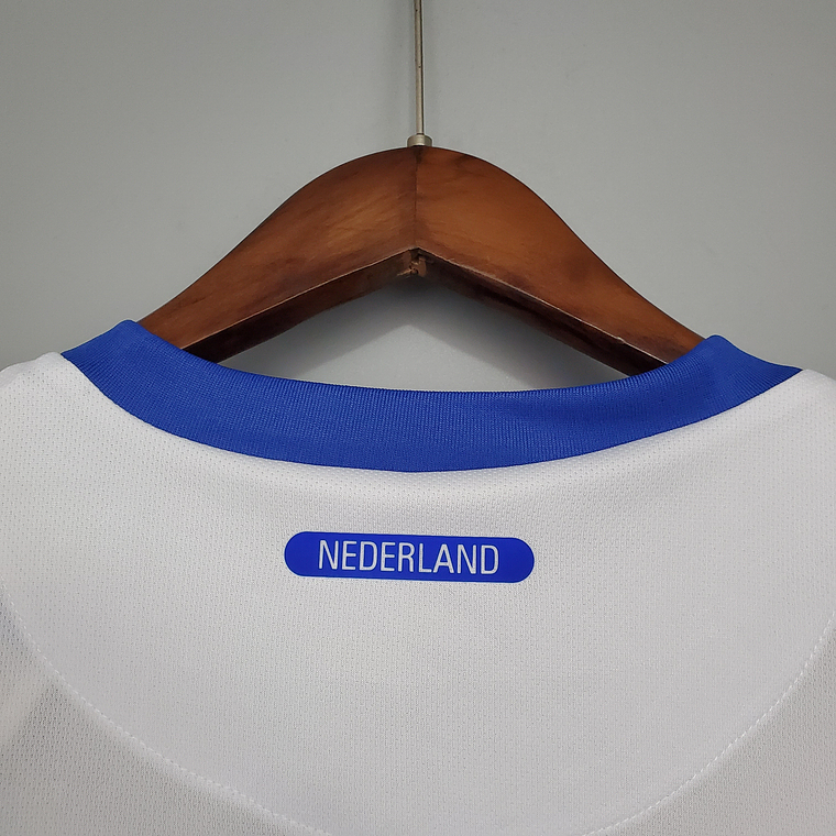 HOLANDA II 12/13 HOMBRE (RETRO) 9