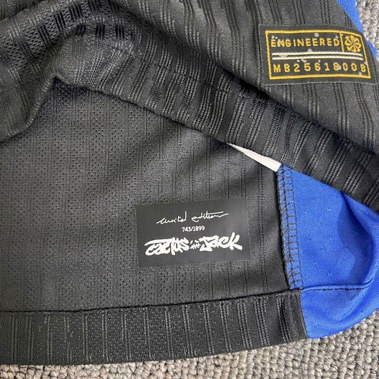 BARCELONA x TRAVIS SCOTT CACTUS JACK NEGRA 2025 EDICIÓN LIMITADA VERSION JUGADOR (MANGA LARGA) 4