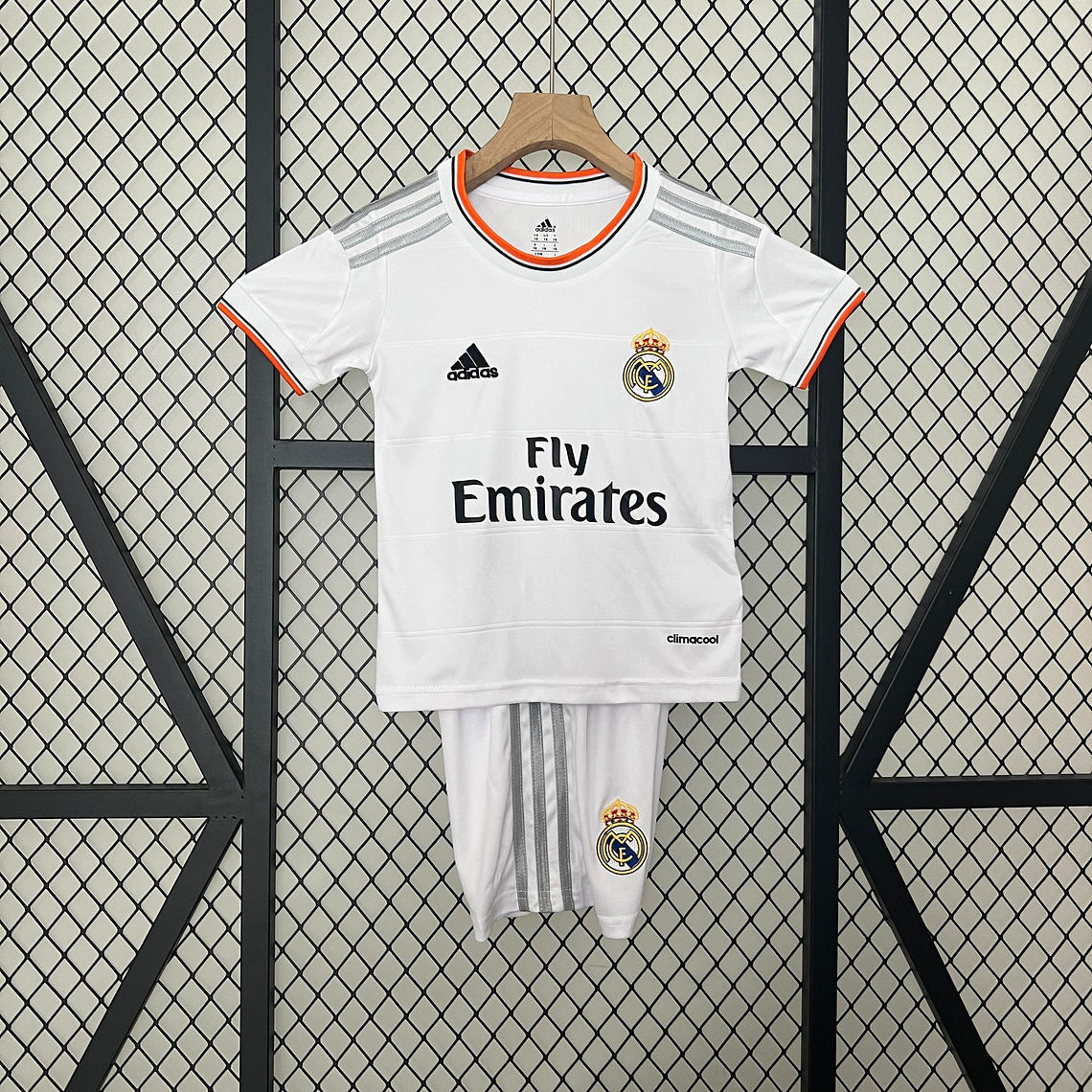 REAL MADRID I 13/14 CONJUNTO INFANTIL (RETRO) 2
