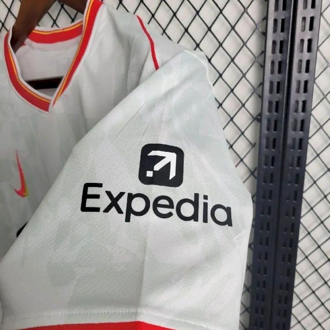 LIVERPOOL III 24/25 HOMBRE 4