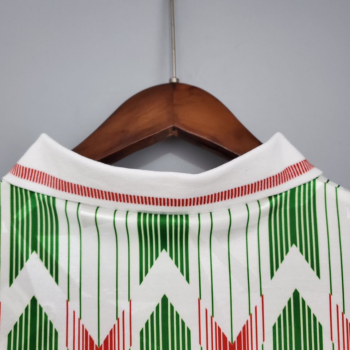 PAÍS DE GALES I 90/92 HOMBRE (RETRO) 6