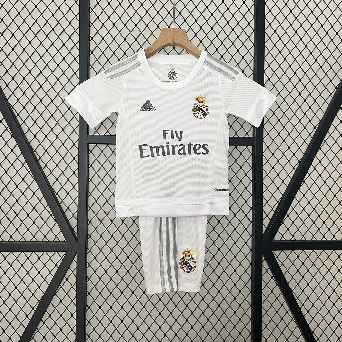 REAL MADRID I 15/16 CONJUNTO INFANTIL (RETRO) 1