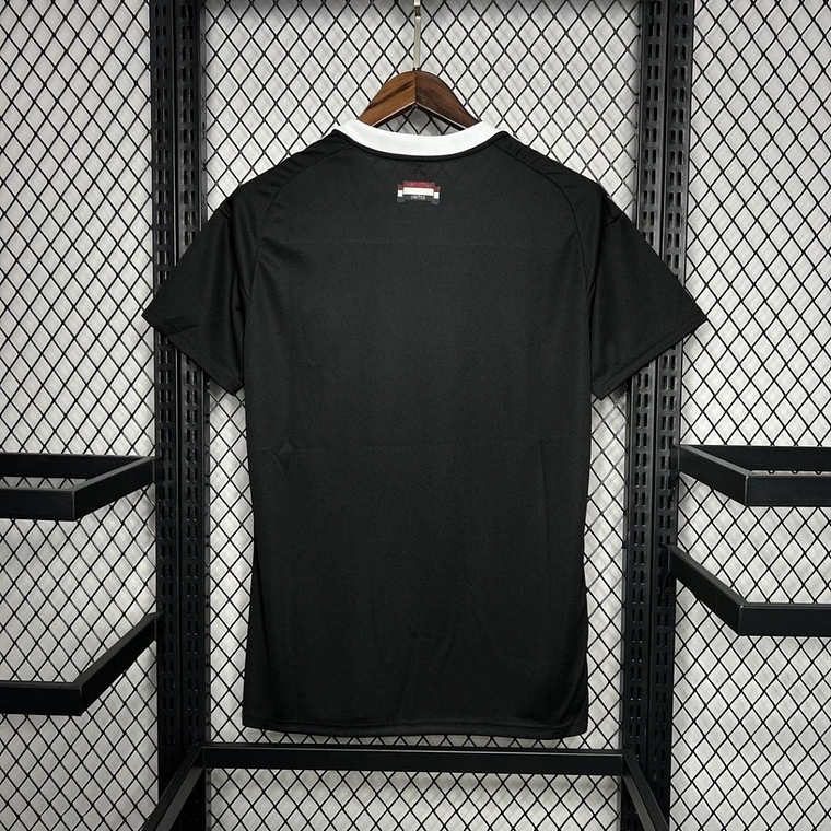 MANCHESTER UNITED PORTERO VI 24/25 HOMBRE 3