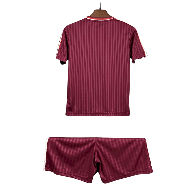 BAYERN MUNICH TERRACE ICONS 25/26 CONJUNTO INFANTIL 2