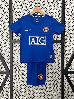 MANCHESTER UNITED III 08/09 CONJUNTO INFANTIL (RETRO)