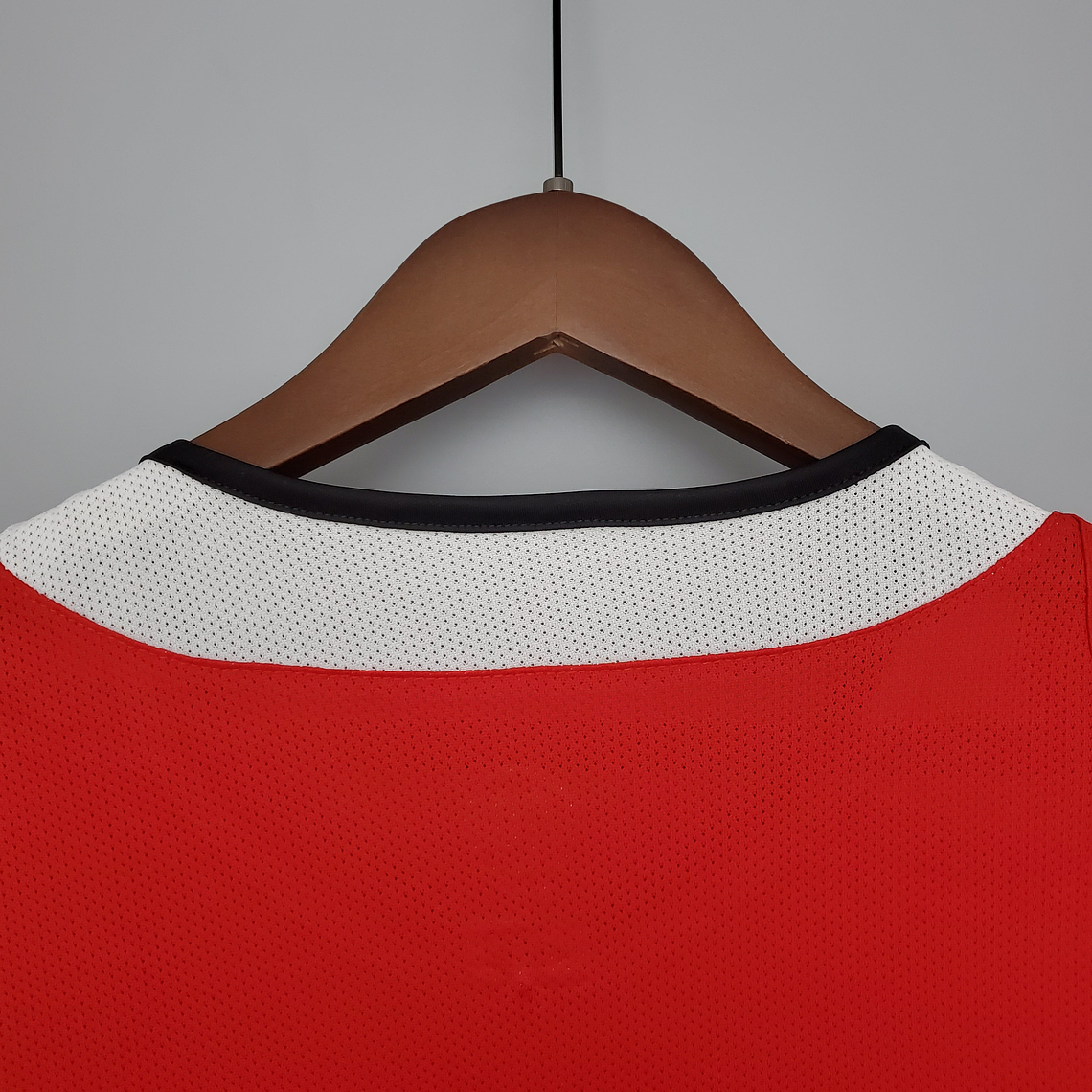 MANCHESTER UNITED I 04/05 HOMBRE (RETRO) MANGA LARGA 9