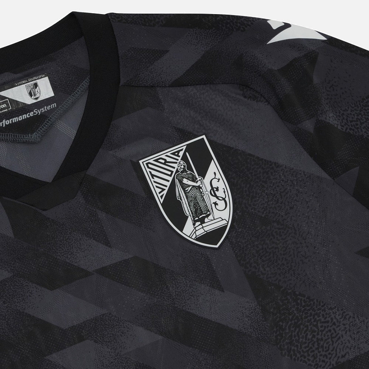 VITÓRIA SC II 25/26 HOMBRE 4