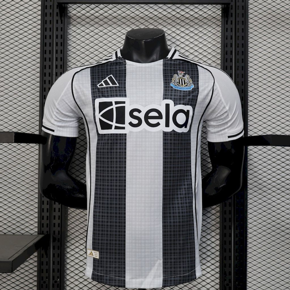 NEWCASTLE UNITED I 25/26 HOMBRE (VERSIÓN JUGADOR) 2