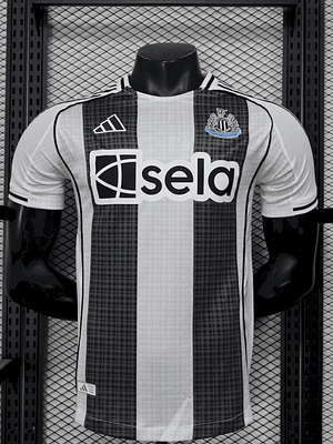 NEWCASTLE UNITED I 25/26 HOMBRE (VERSIÓN JUGADOR)