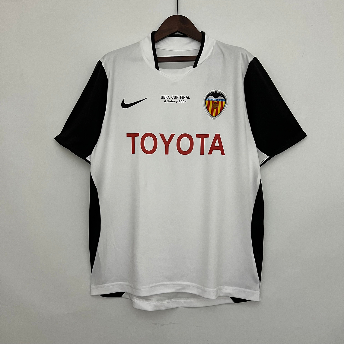 VALENCIA I 03/04 HOMBRE (RETRO) 1