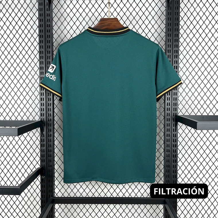 LIVERPOOL EDICIÓN ESPECIAL 25/26 HOMBRE 3