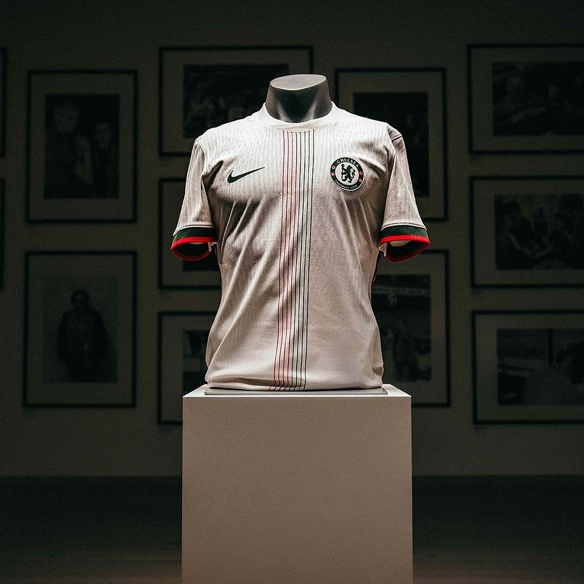 CHELSEA II 25/26 HOMBRE 4