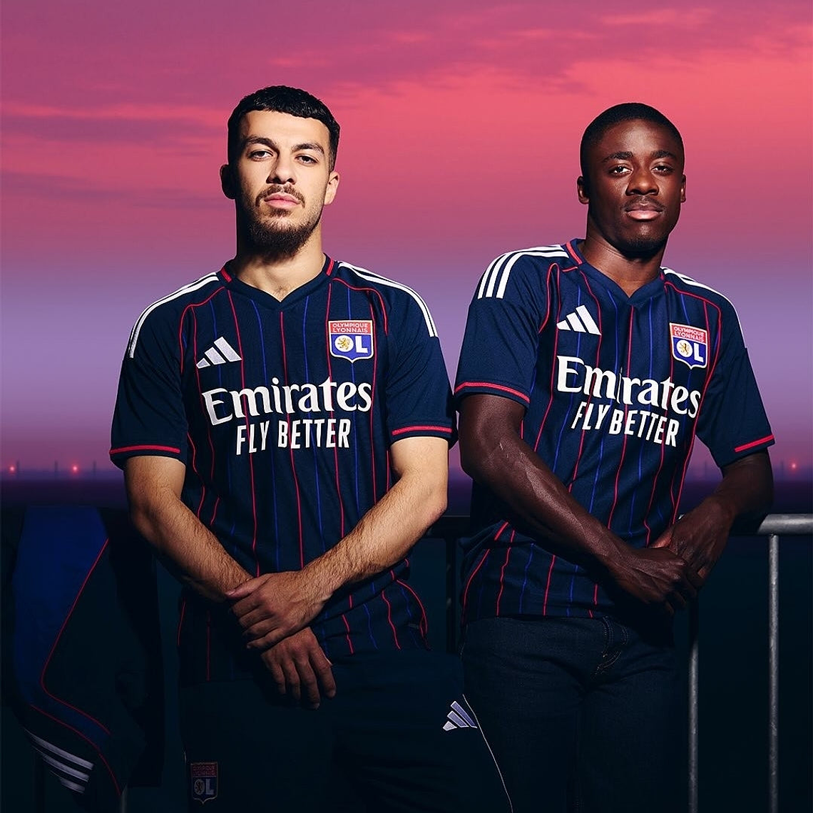 LYON II 25/26 HOMBRE 4