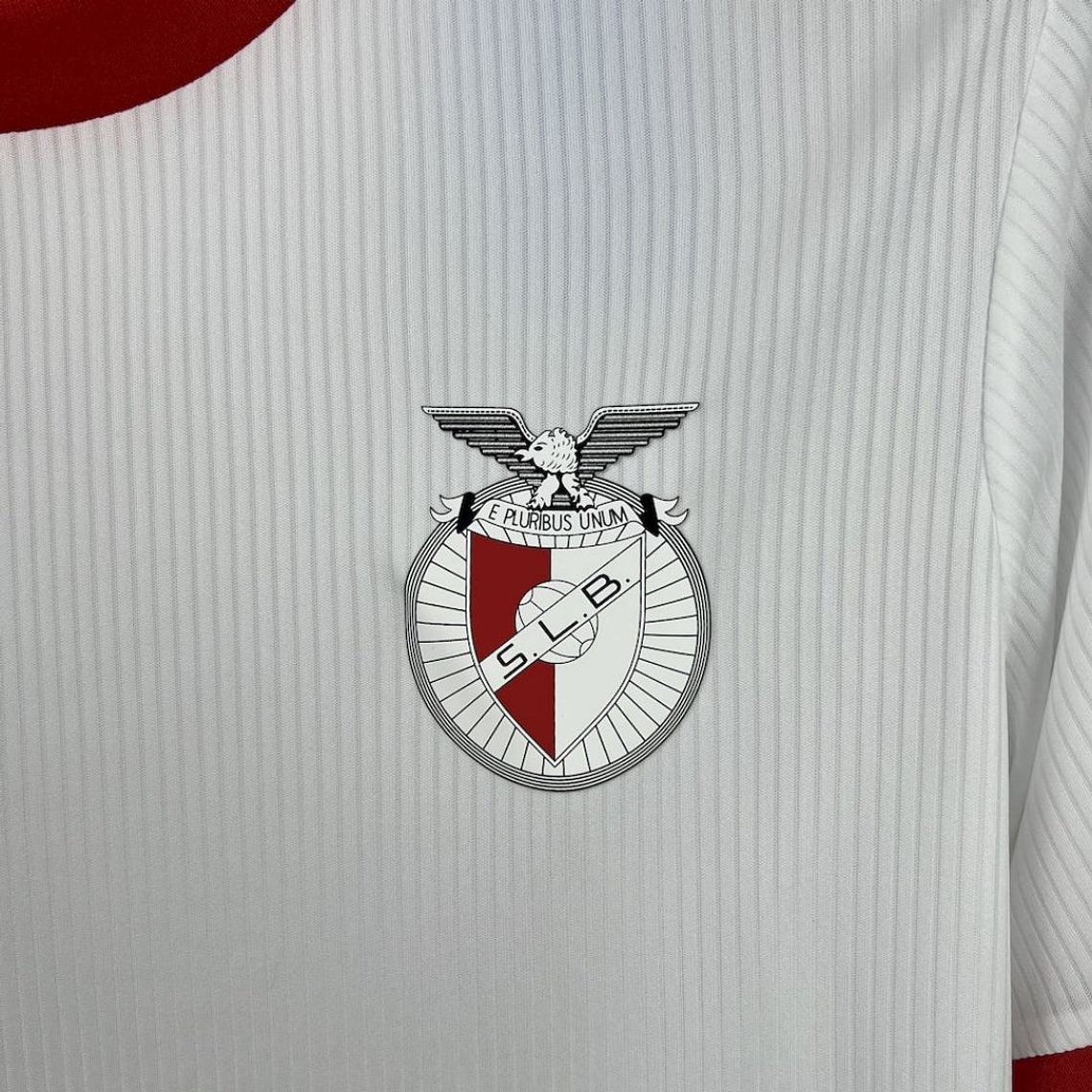 BENFICA 121º AÑOS EDICIÓN ESPECIAL 25/26 HOMBRE 3