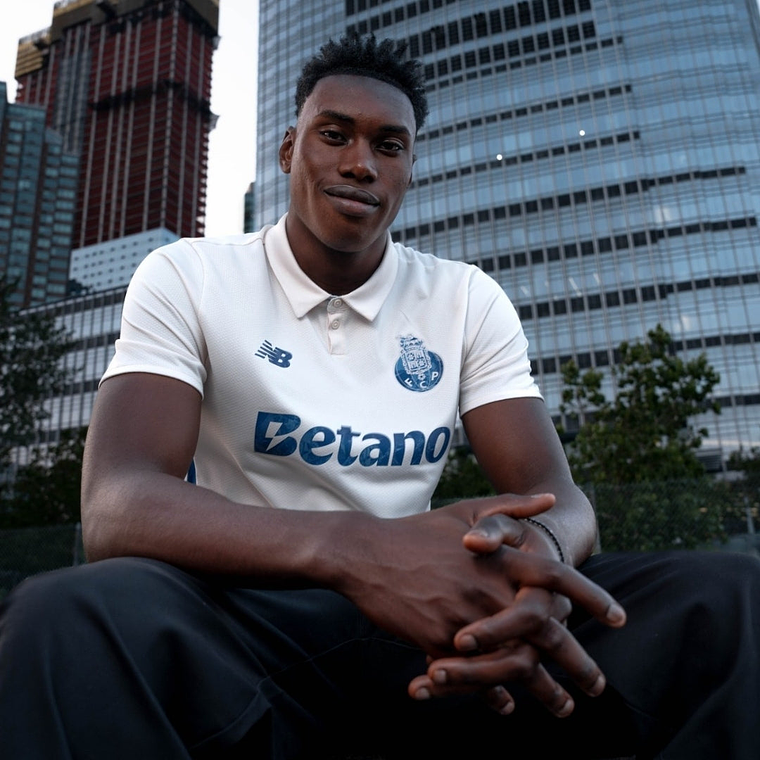 PORTO III 25/26 HOMBRE 3