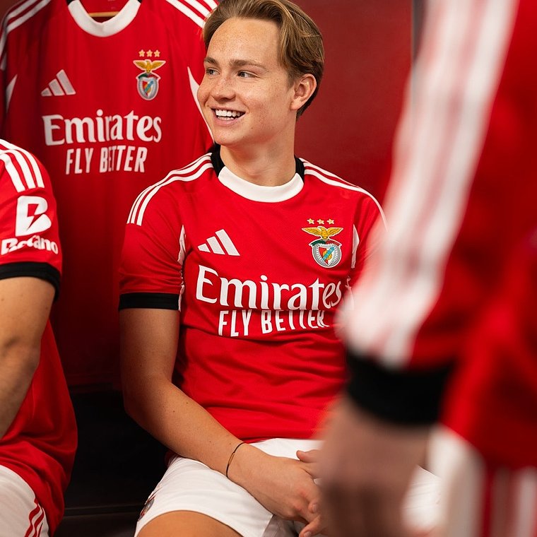 BENFICA I 25/26 HOMBRE (VERSIÓN JUGADOR) 6