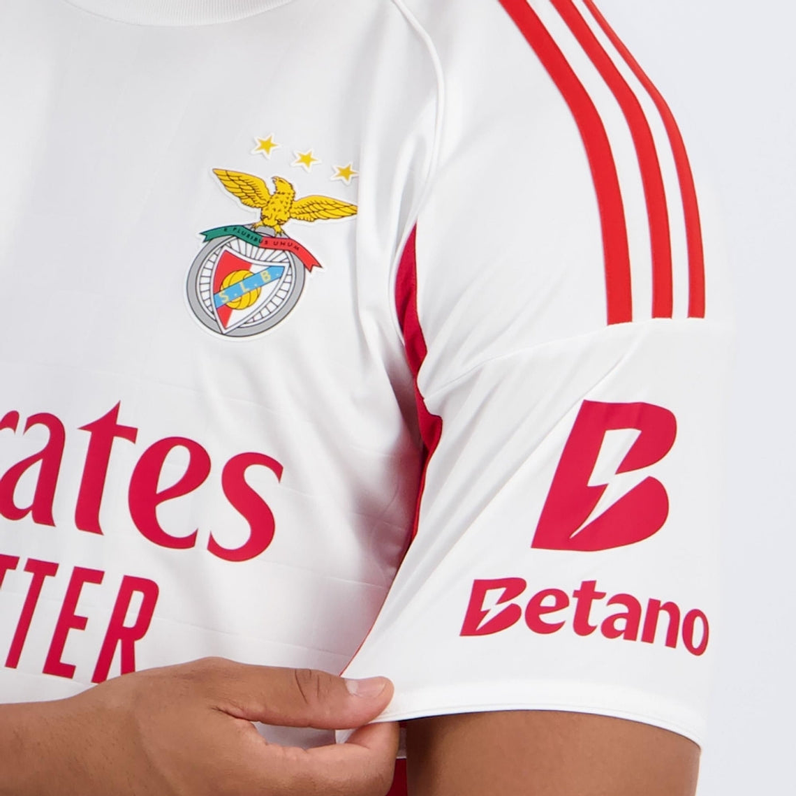 BENFICA III 25/26 HOMBRE (VERSIÓN JUGADOR) 5