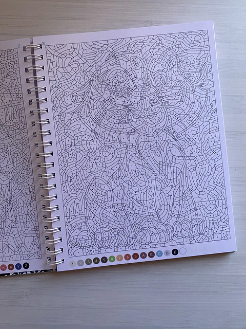 Libro para colorear "Bebés de Película"  