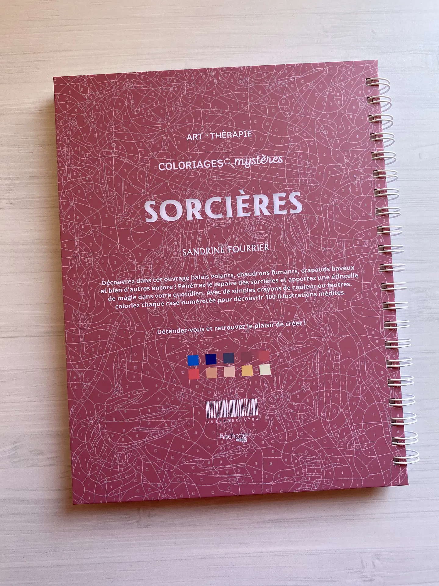 Libro para colorear “ Sorciéres (Brujas)