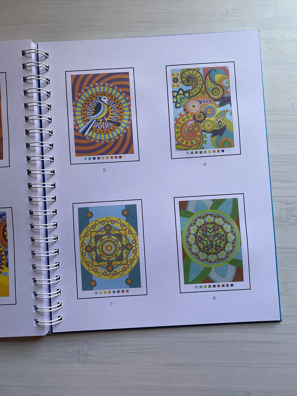 Libro para colorear “ Mandalas