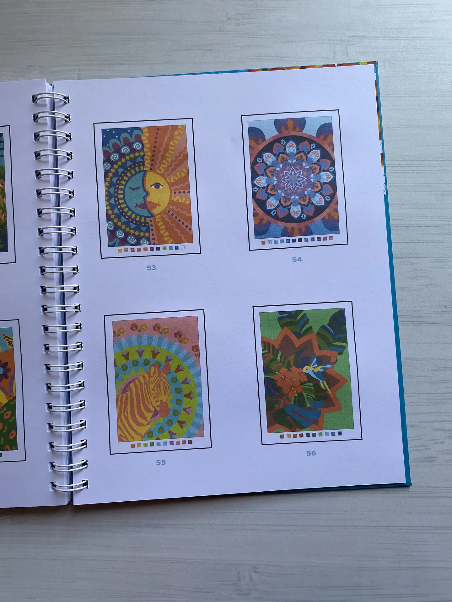 Libro para colorear “ Mandalas