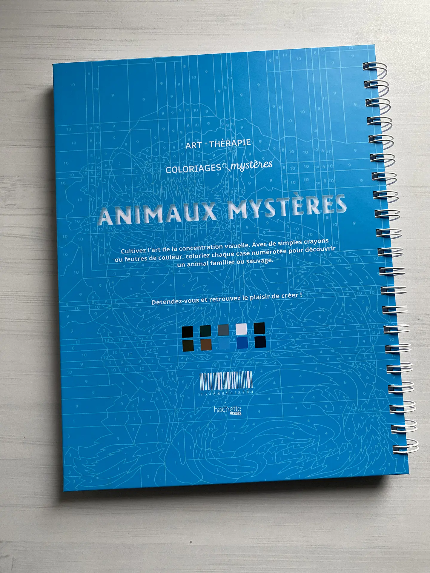 Libro para colorear “ Animales Misteriosos