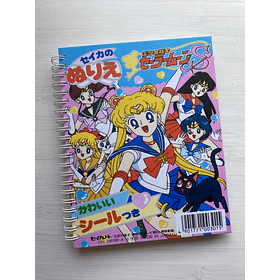 Libro para colorear “Sailor Moon”