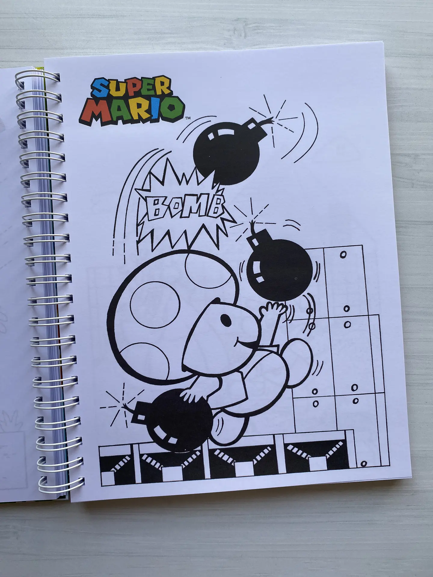 Libro para colorear “Mario Bros” 7