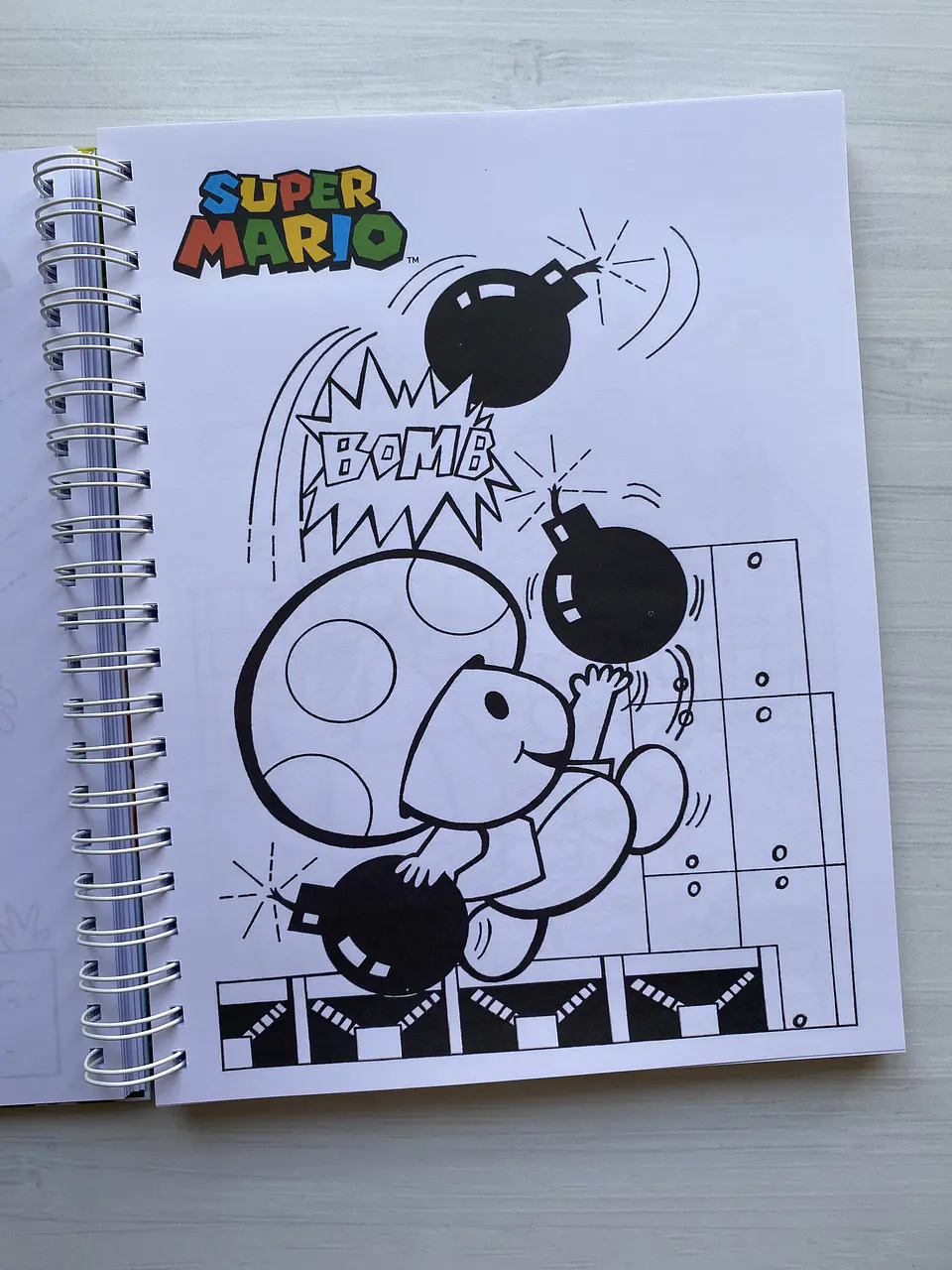 Libro para colorear “Mario Bros” 7