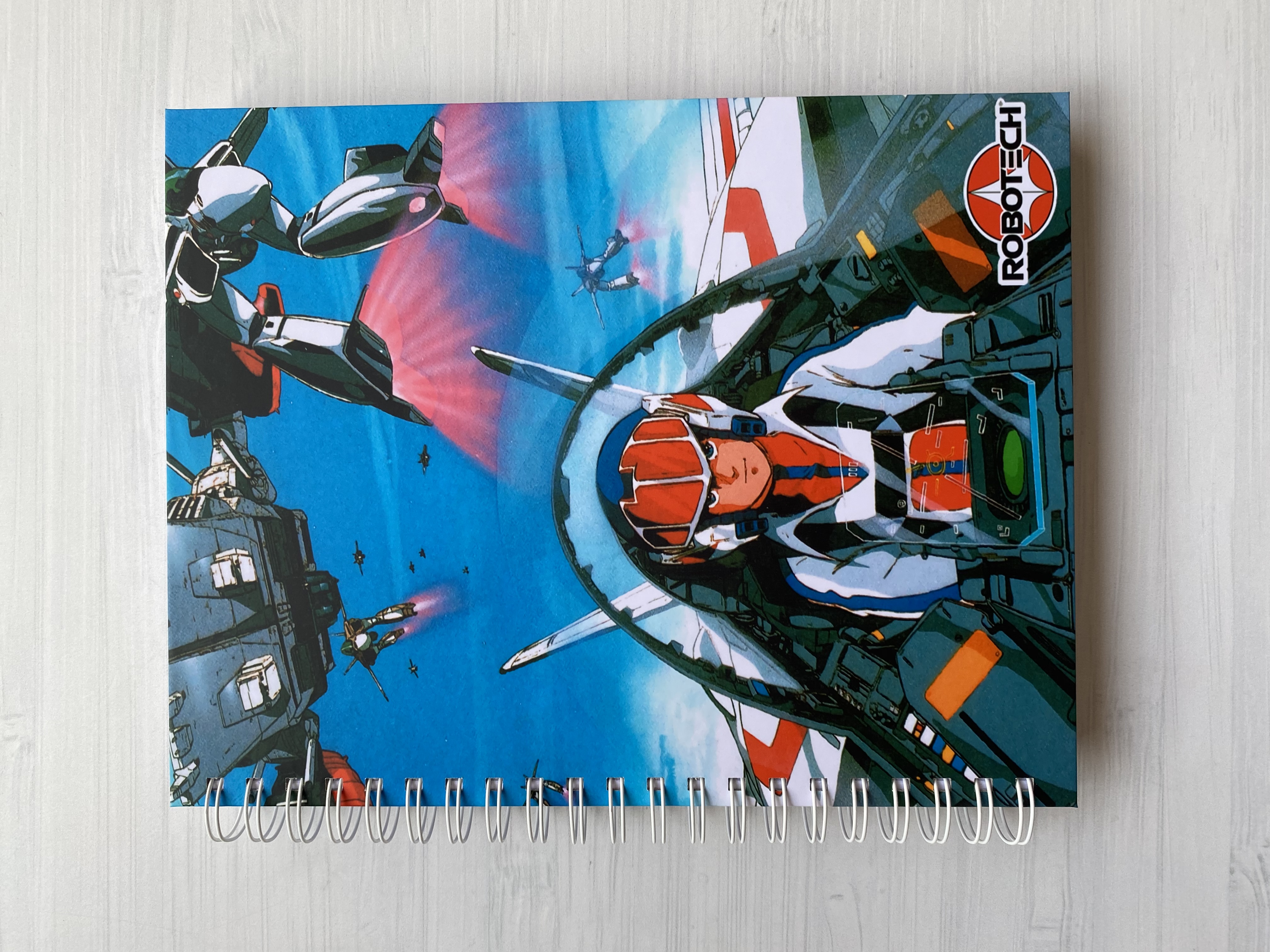 Libro para colorear “Robotech”