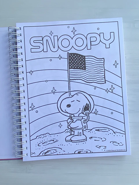 Libro para colorear “Peanuts”