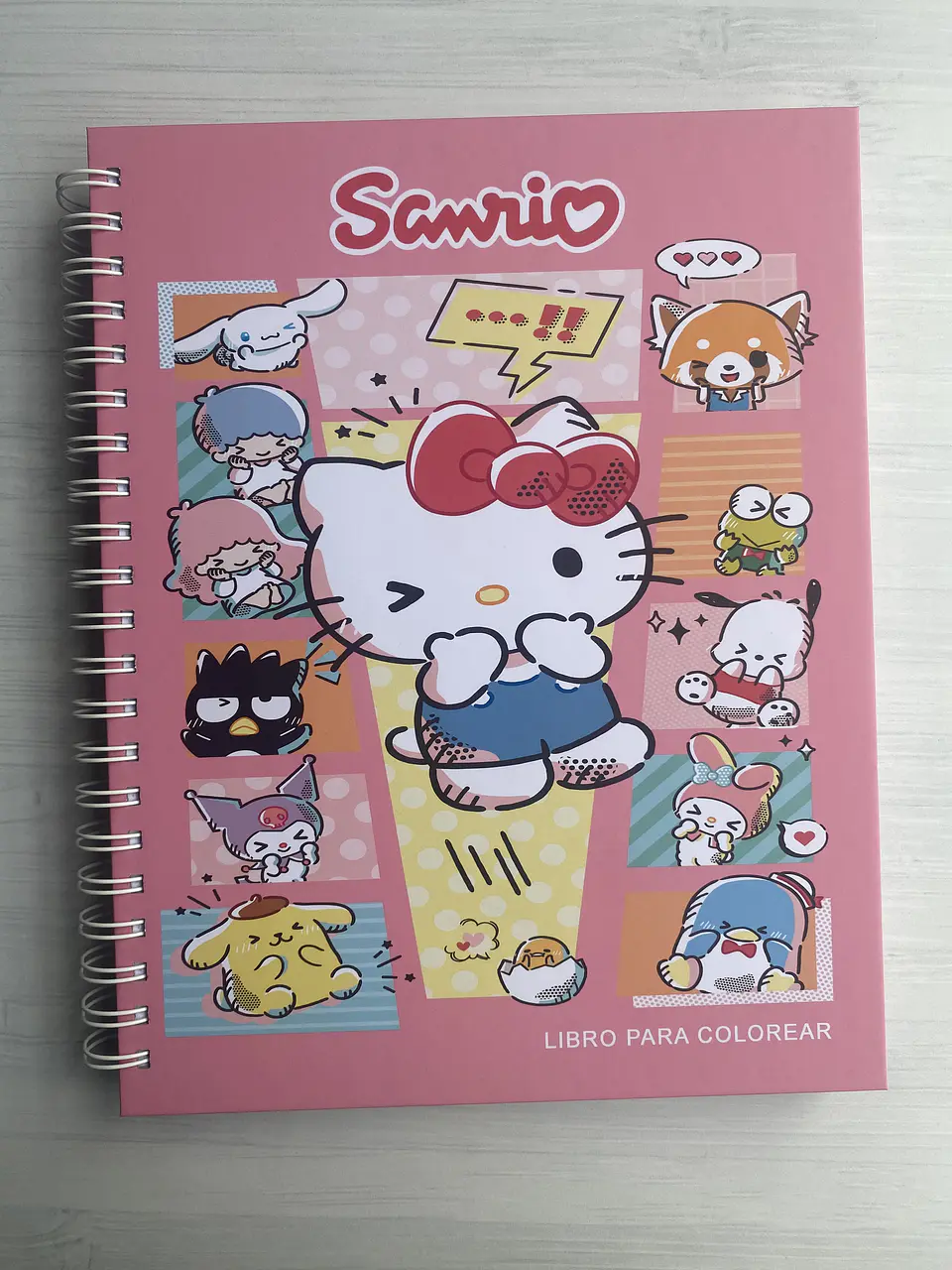 Libro para colorear “Sanrio” 1